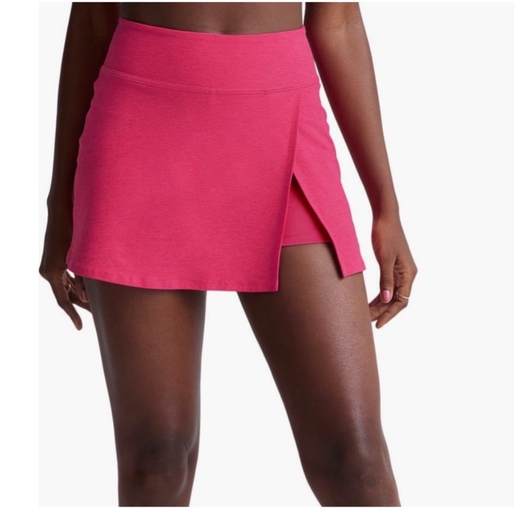 Beyond Yoga Athletic Skort Medium Pink Heathered Wrap Front Built-in Shorts